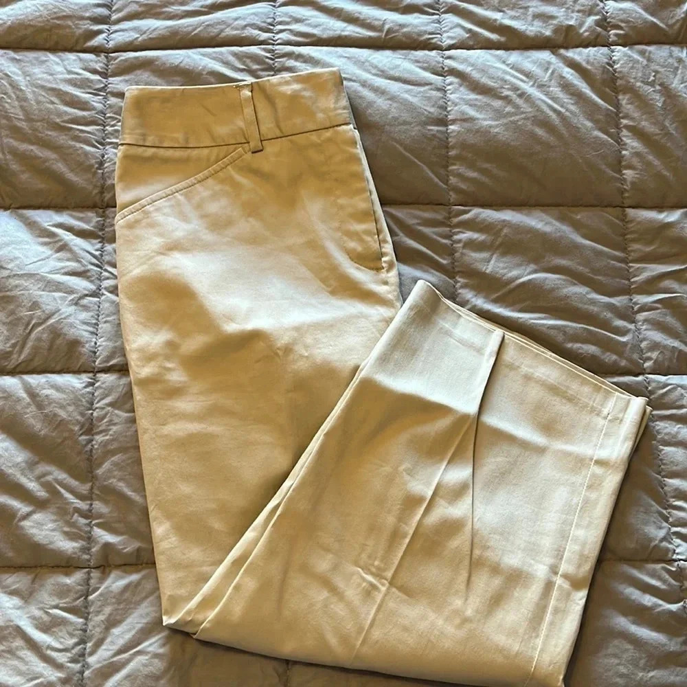 212 Collection khaki wide leg capri dress pants size 8